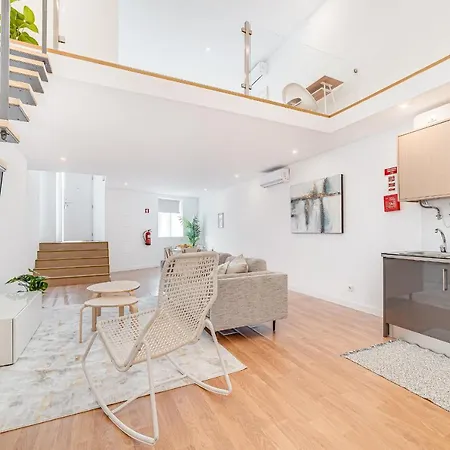 Fornos Deluxe Apartment *
